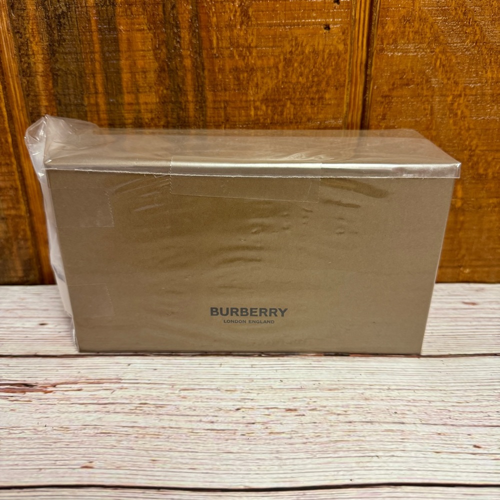 Burberry BE4335 Maple Sunglasses - Picture 5 of 6